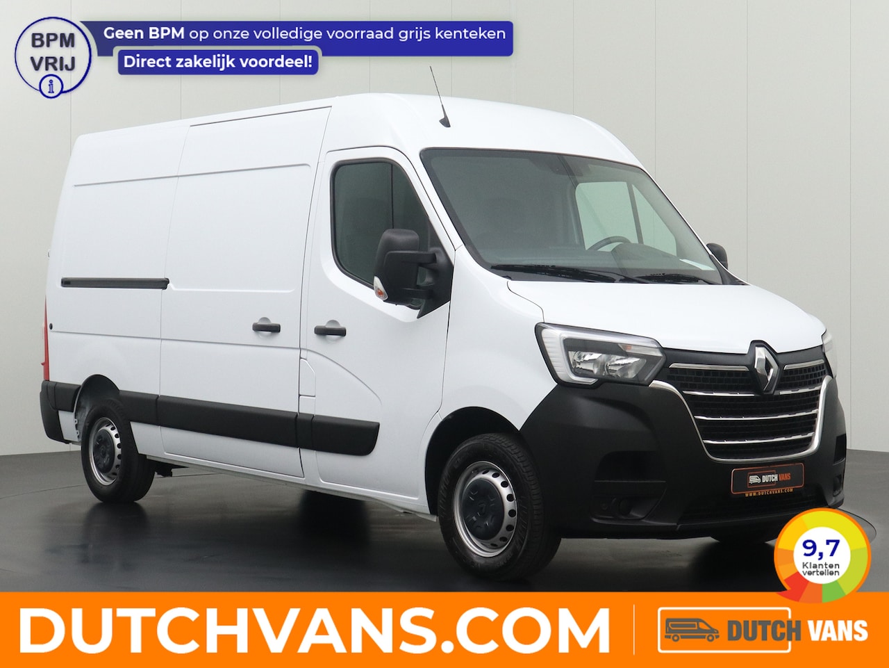 Renault Master - 2.3DCI 180PK L2H2 | Trekhaak | Navigatie | Camera | Betimmering | 3-Persoons - AutoWereld.nl