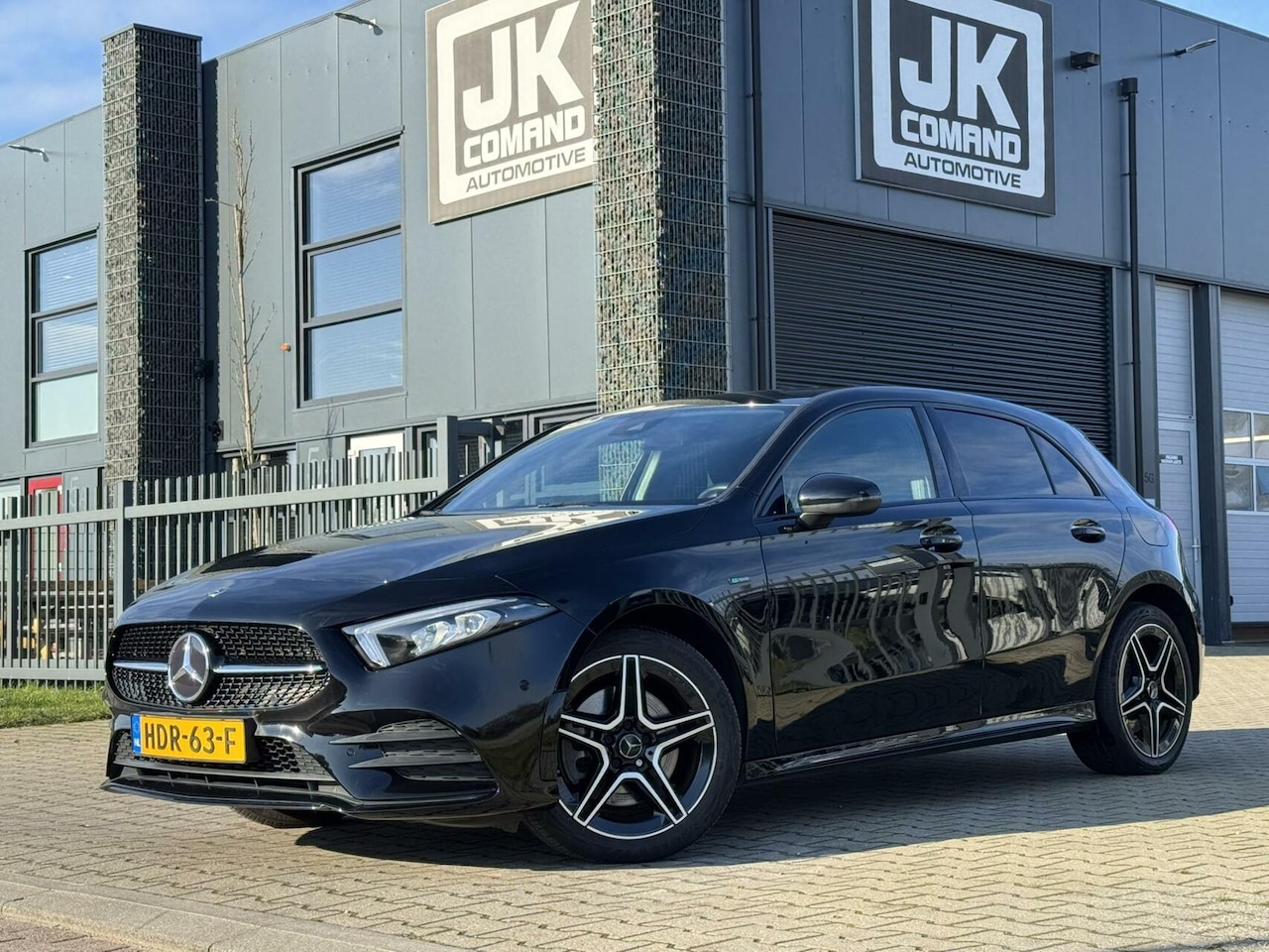 Mercedes-Benz A-klasse - 250e AMG Widescreen | Ambient li | 28k km! - AutoWereld.nl