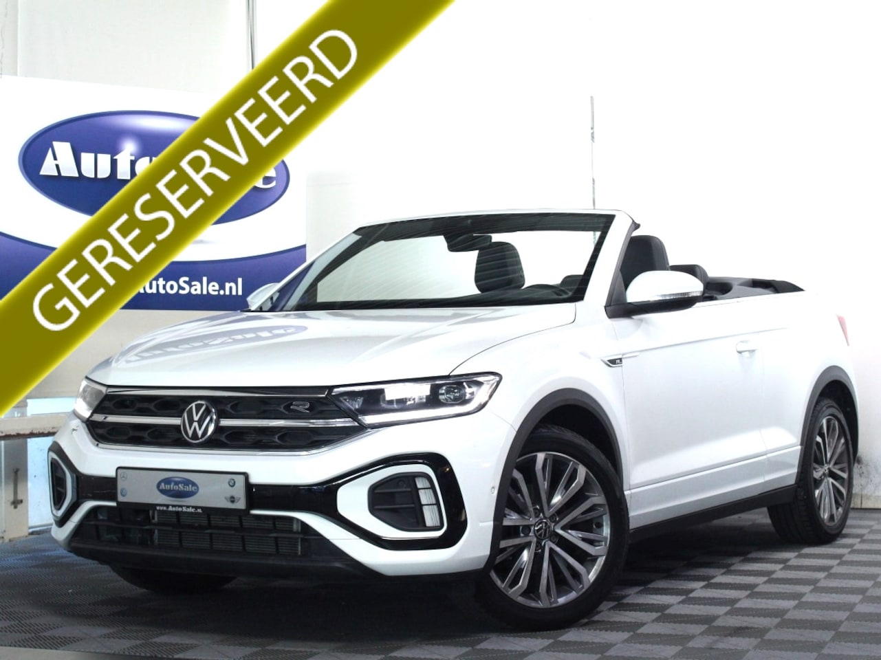 Volkswagen T-Roc Cabrio - 1.5 TSI R-Line DSG VIRTUAL CARPLAY ACC STUUR/STOELVW '22 - AutoWereld.nl