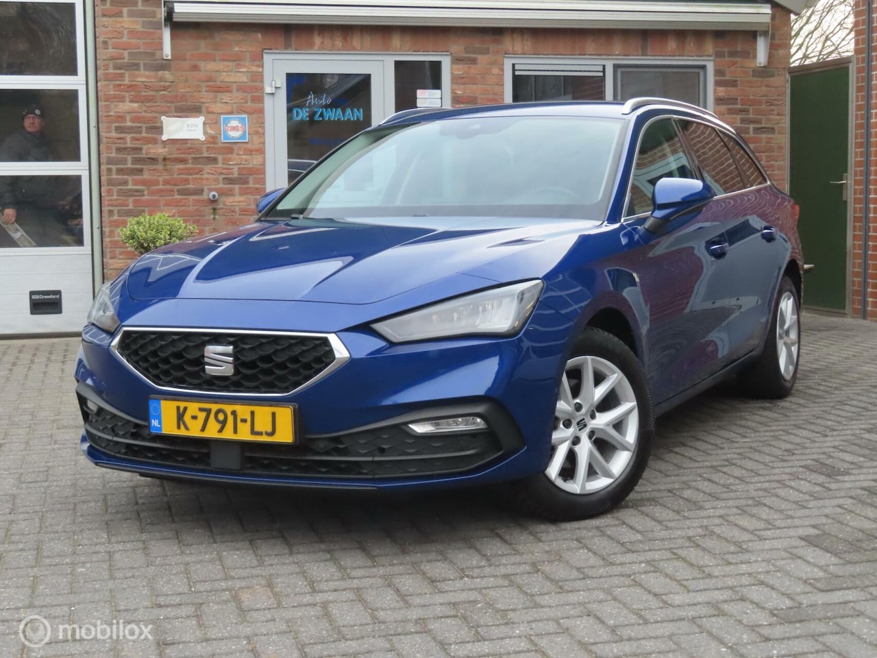 Seat Leon Sportstourer - 1.5TSI Launch Ed/carplay/virtueel/trekhaak/camera. - AutoWereld.nl