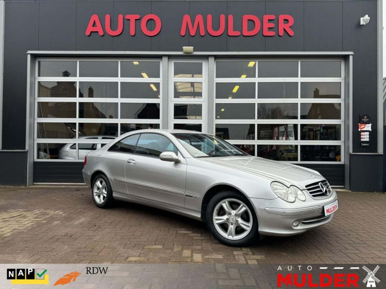 Mercedes-Benz CLK-Klasse - CLK 200 KOMPRESSOR AVANTGARDE AUT / UNIEKE STAAT 120dk! / YOUNGT - AutoWereld.nl