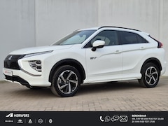 Mitsubishi Eclipse Cross - 2.4 PHEV Executive / Adaptieve Cruise Control / 1500kg Trekgewicht / Stuur- en Stoelverwar