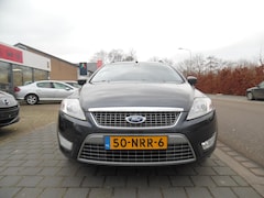 Ford Mondeo Wagon - 2.0-16V Limited airco, navigatie, trekhaak, enz