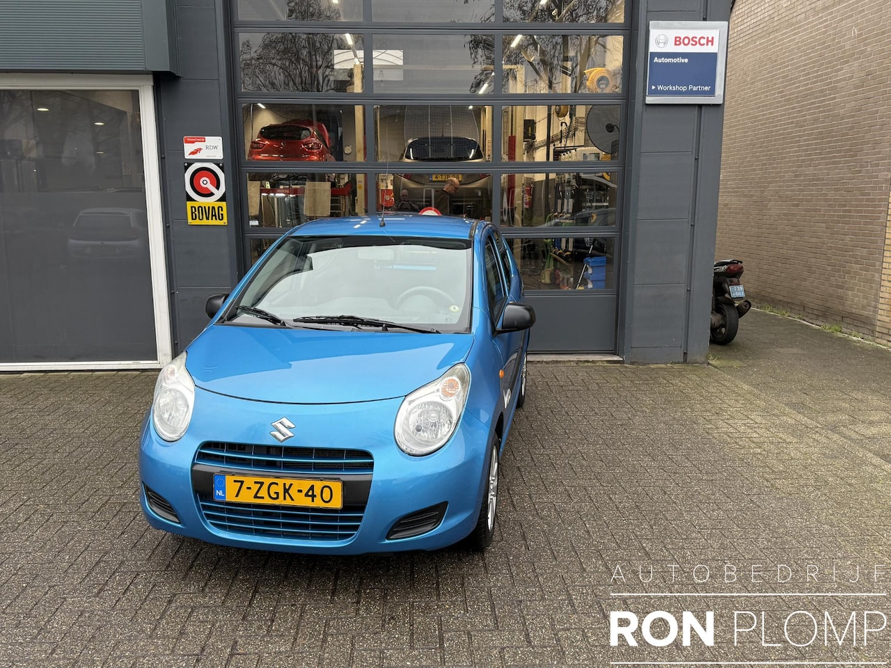 Suzuki Alto - 1.0 Celebration EASSS / Airco/ Elektrische ramen/ LMV - AutoWereld.nl