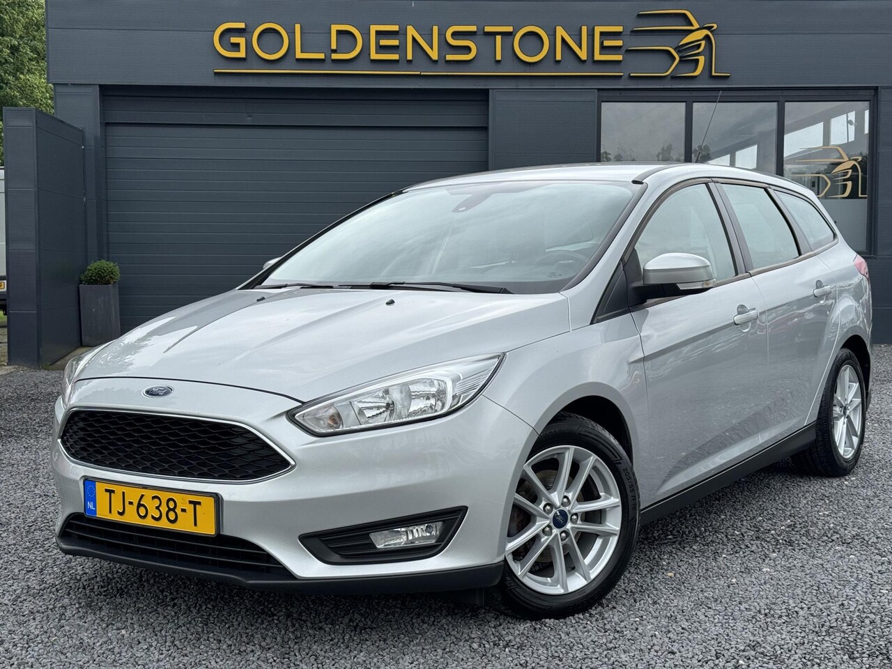 Ford Focus Wagon - 1.0 Titanium 2e Eigenaar,Clima,Cruise,Bluetooth,APK bij Aflevering - AutoWereld.nl