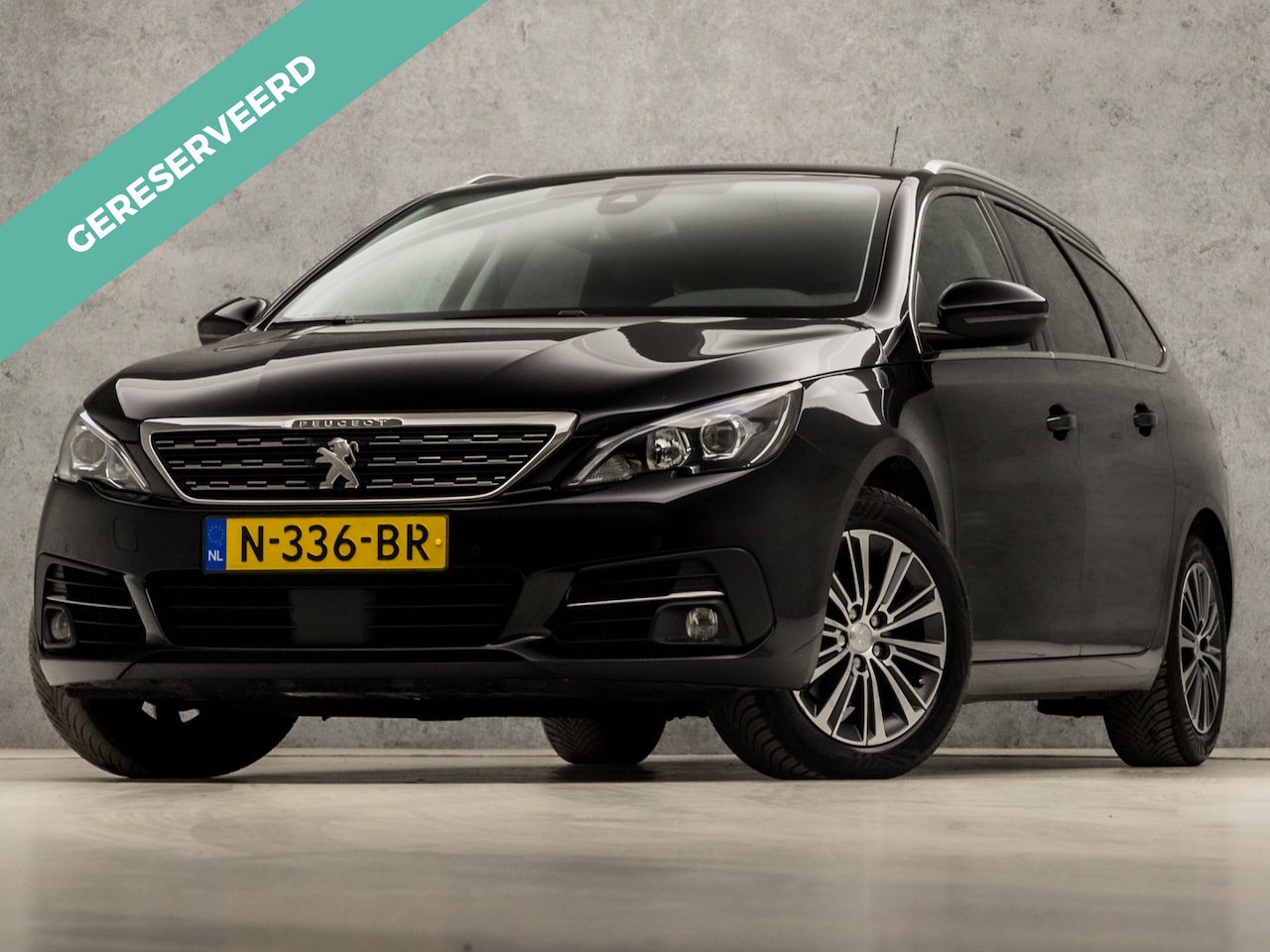 Peugeot 308 SW - 1.2 PureTech Sport Automaat (APPLE CARPLAY, GROOT NAVI, 360 CAMERA, ADAPTIVE CRUISE, GETIN - AutoWereld.nl