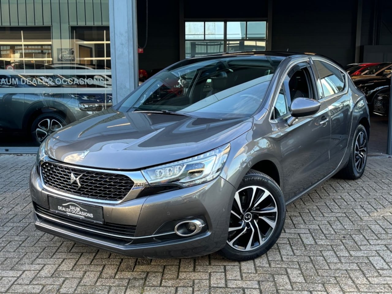 DS 4 - 1.2 PURETECH CHIC NAVI AIRCO/ECC PDC - AutoWereld.nl