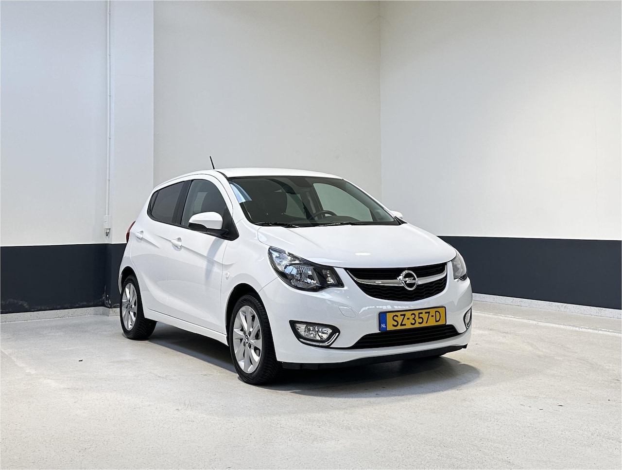 Opel Karl - 1.0 ecoFLEX Innovation | Apple Carplay | NAVI | Bluetooth | NL| 1 Eig | - AutoWereld.nl