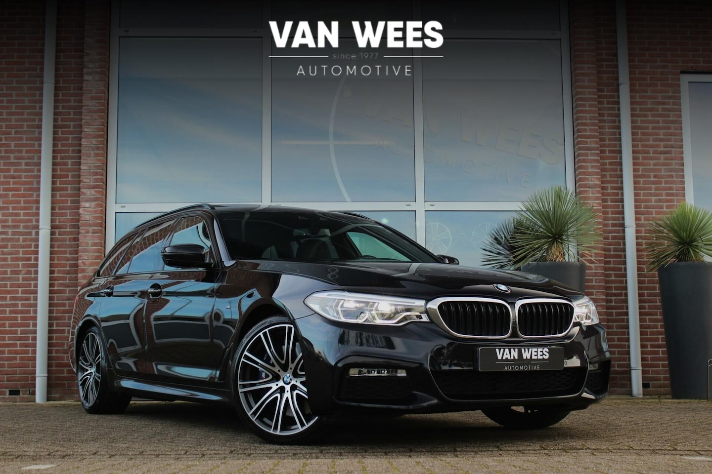 BMW 5-serie Touring - 540i xDrive High Executive 540i xDrive High Executive - AutoWereld.nl