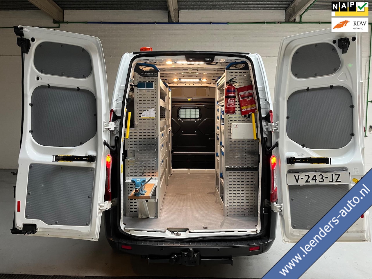 Ford Transit Custom - SERVICEWAGEN LANG / HOOG 310 2.0 TDCI EURO6 L2H2 TREND SORTIMO KASTEN STANDKACHEL V230 TRE - AutoWereld.nl