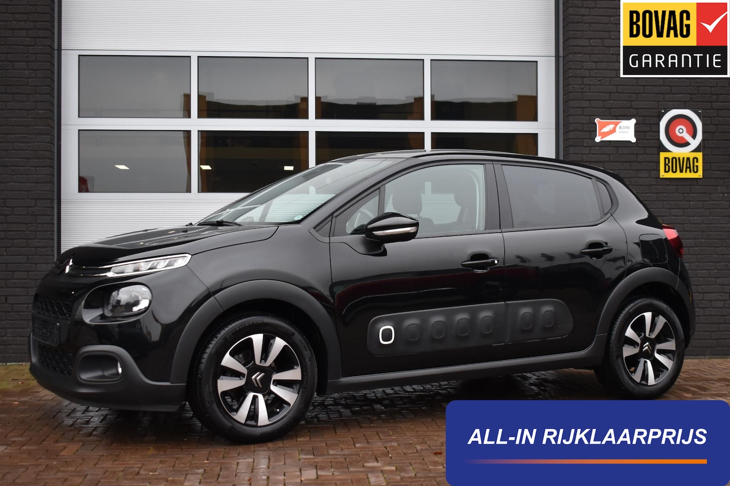 Citroën C3 - 1.2 Puretech 82PK Shine | Carplay | Panorama | PDC | Incl. Garantie - AutoWereld.nl