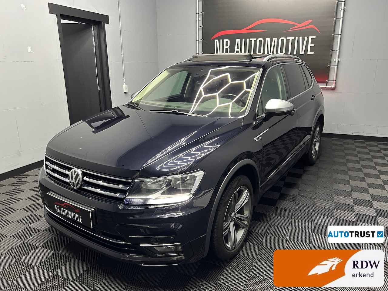 Volkswagen Tiguan Allspace - 2.0 TDI 4Motion Highline Business R 2.0 TDI 4Motion Highline Business R - AutoWereld.nl