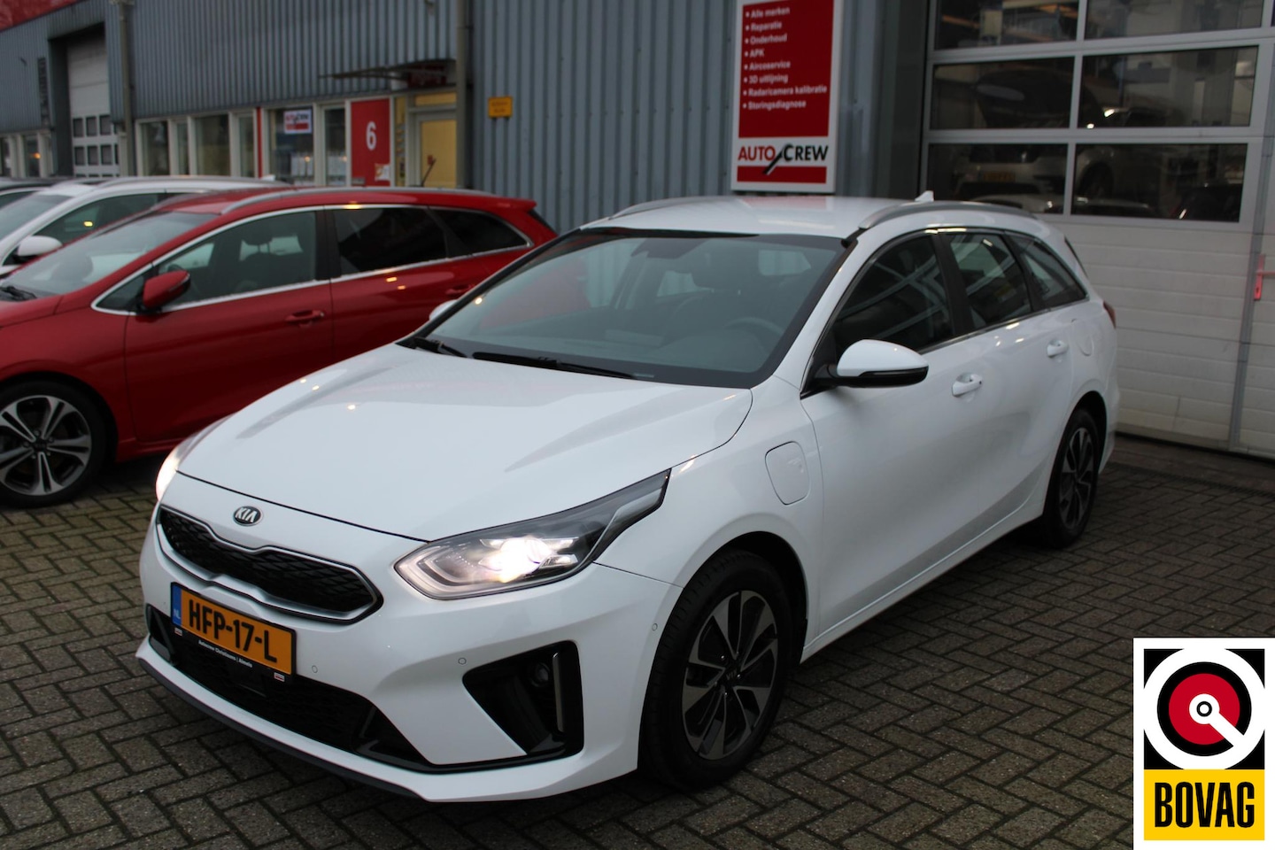 Kia Cee'd Sportswagon - Ceed 1.6 GDI PHEV ExecutiveLine Parelmoer wit - AutoWereld.nl