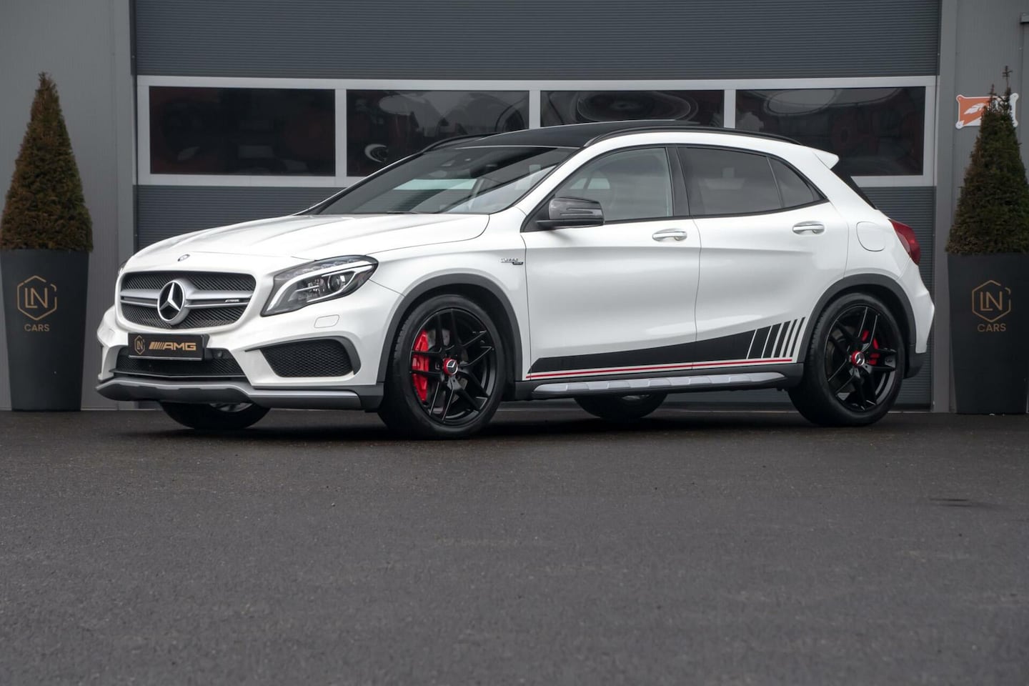 Mercedes-Benz GLA-Klasse - AMG 45 4Matic Edition 1 | PANO | Carplay - AutoWereld.nl