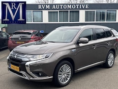 Mitsubishi Outlander - 2.4 PHEV Intense+ ELEK STOEL| AFN. TREKHAAK| CAMERA| RIJKLAAPRIJS INCL. 12 MAANDEN BOVAG G