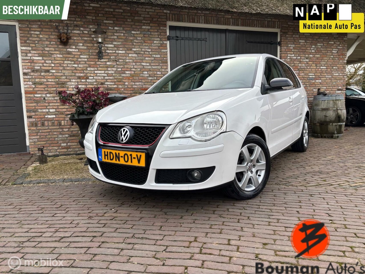 Volkswagen Polo - 1.2 United - 5 Deurs - GTI grill - Nieuw APK - AutoWereld.nl