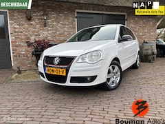 Volkswagen Polo - 1.2 United - 5 Deurs - GTI grill - Nieuw APK