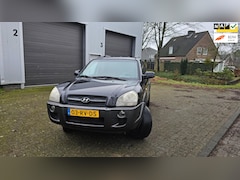 Hyundai Tucson - 2.0i Style