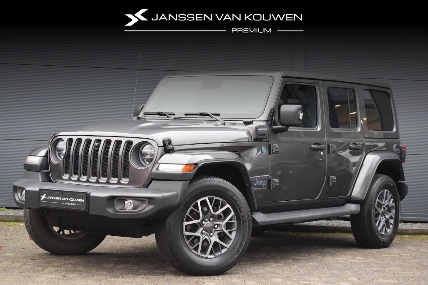 Jeep Wrangler Unlimited - 4xe 380 80th Anniversary Winter Pakket Adaptieve Cruise Control Offroad Camera - AutoWereld.nl