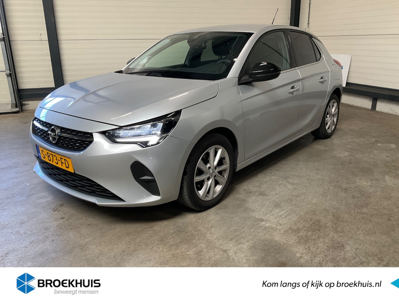 Opel Corsa - 1.2 Elegance | Climate Control | Parkeersensoren | Led | Cruise Control | Lichtmetalen vel - AutoWereld.nl