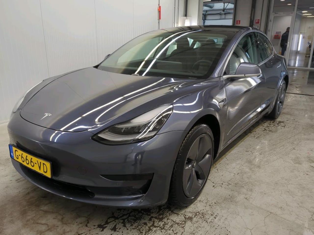 Tesla Model 3 - Standard RWD Plus [ AUTOPILOT+60 kWh+PREMIUM AUDIO ] - AutoWereld.nl