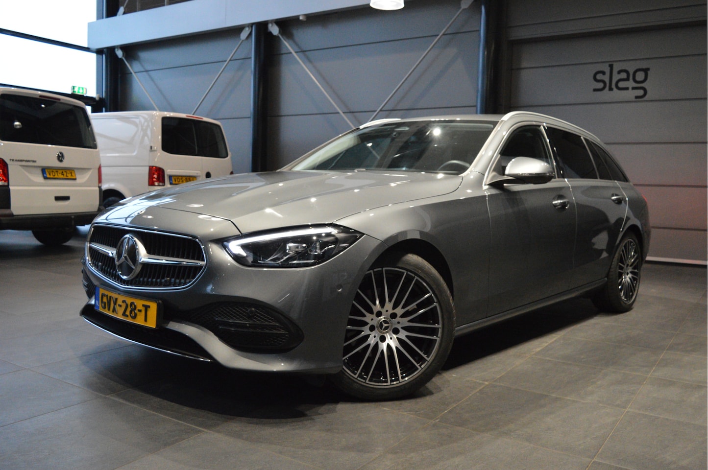 Mercedes-Benz C-klasse Estate - 180 Luxury Line navi clima led camera trekhaak 18 inch !! - AutoWereld.nl