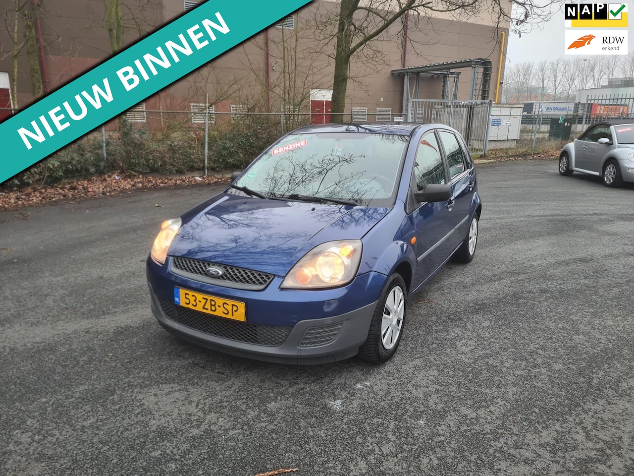 Ford Fiesta - 1.3-8V Cool & Sound LEUKE AUTO RIJDT EN SCHAKELT GOED - AutoWereld.nl