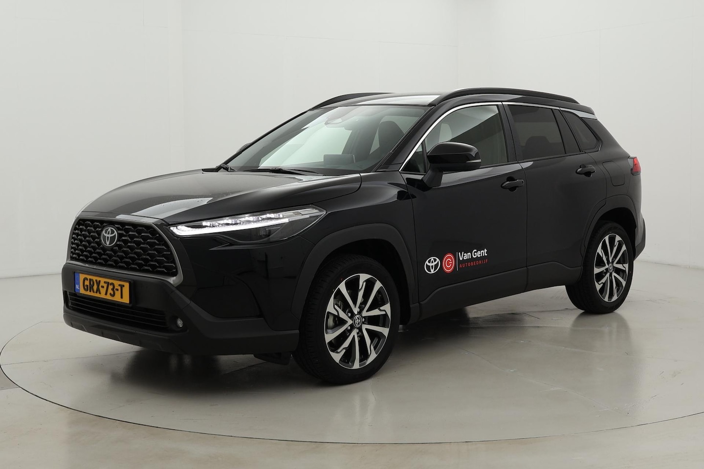 Toyota Corolla Cross - Hybrid 140 Style | Navigatie | Stoel-/stuurverwarming | Apple Carplay / Android Auto - AutoWereld.nl