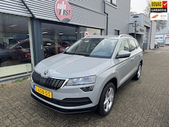 Skoda Karoq - 1.0 TSI Business Edition Plus / eerste eigenaar / carplay / Navi/ keyless / cruise cont