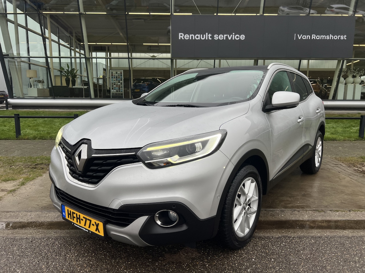 Renault Kadjar - 1.5 dCi Xmod / Dealer onderhouden/ Panorama / Keyless / Climate / PDC 360'' / Cruise / DAB - AutoWereld.nl