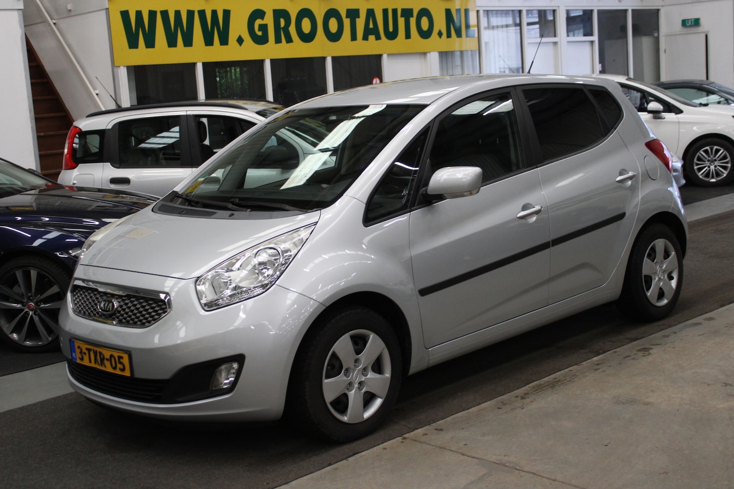 Kia Venga - 1.6 CVVT X-ecutive Automaat Volledig onderhouden, Airco, Trekhaak - AutoWereld.nl