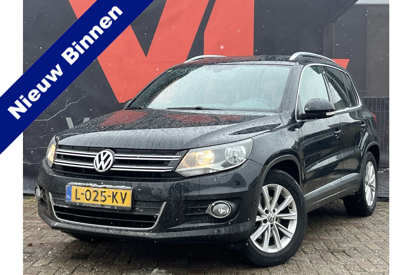 Volkswagen Tiguan - 1.4 TSI Easyline | Nieuw binnen | Clima | Cruise | Trekhaak | - AutoWereld.nl