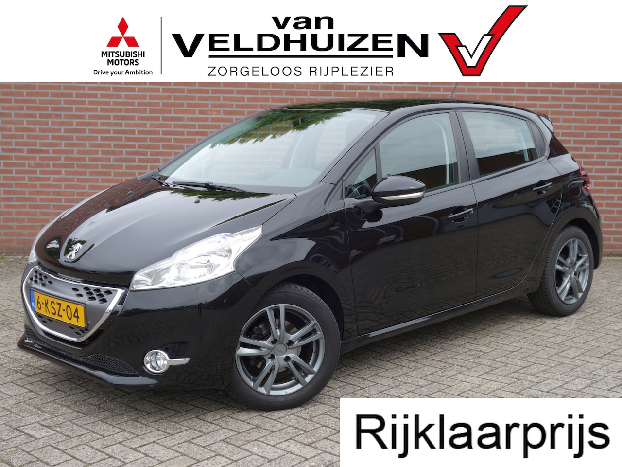 Peugeot 208 - 1.4 e-HDi Automaat Blue Lease | Apple CarPlay/Android Auto - AutoWereld.nl