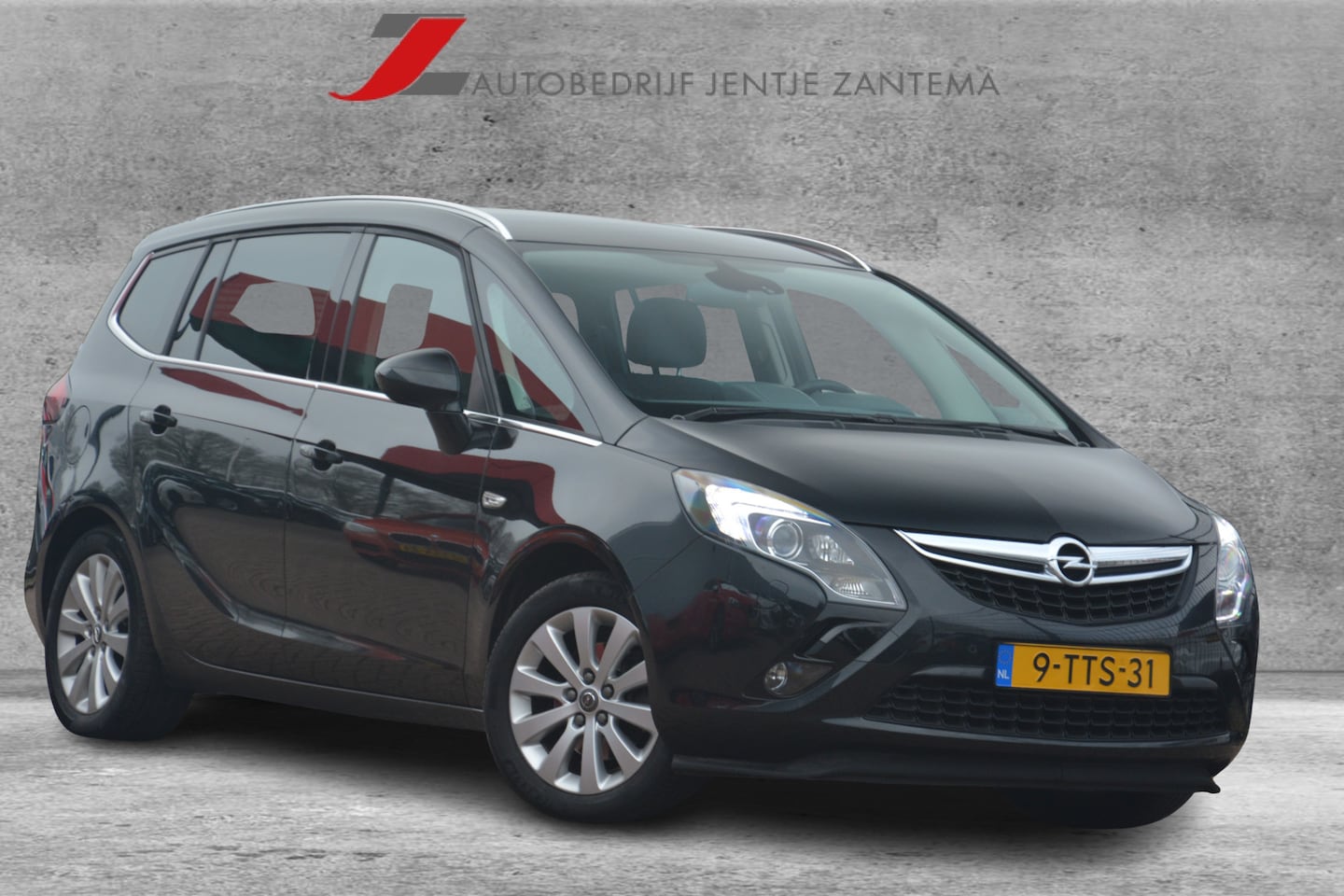 Opel Zafira Tourer - 1.6 CDTI Cosmo | Navigatie | Camera | Xenon | Clima | Trekhaak | NL auto!! | - AutoWereld.nl