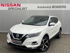 Nissan Qashqai - 1.3 DIG-T Premium Edition Navigatie, Panoramadak, Leder, 19"Lm, Afn. Trekhaak, LED, 360 Ca