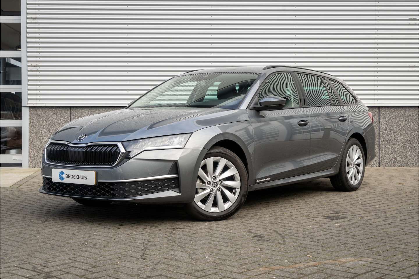 Skoda Octavia Combi - 1.5 TSI MHEV First Edition | 17Inch | ACC| stoelverwarming | sunset| - AutoWereld.nl