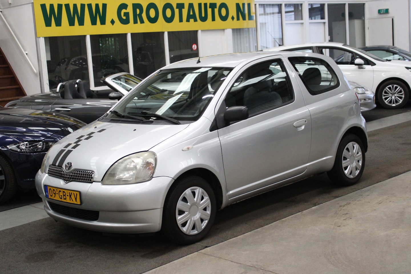 Toyota Yaris - 1.3-16V VVT-i Sol Airco, Trekhaak, Stuurberkachtiging - AutoWereld.nl