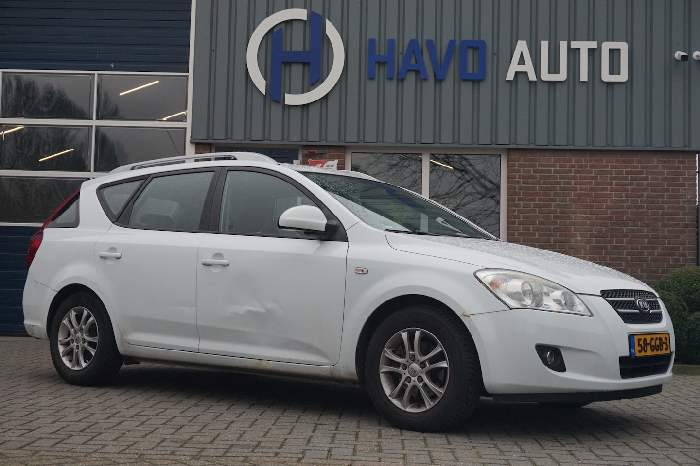 Kia Cee'd Sporty Wagon - 1.6 X-ecutive 1.6 X-ecutive, AIRCO, NAP - AutoWereld.nl