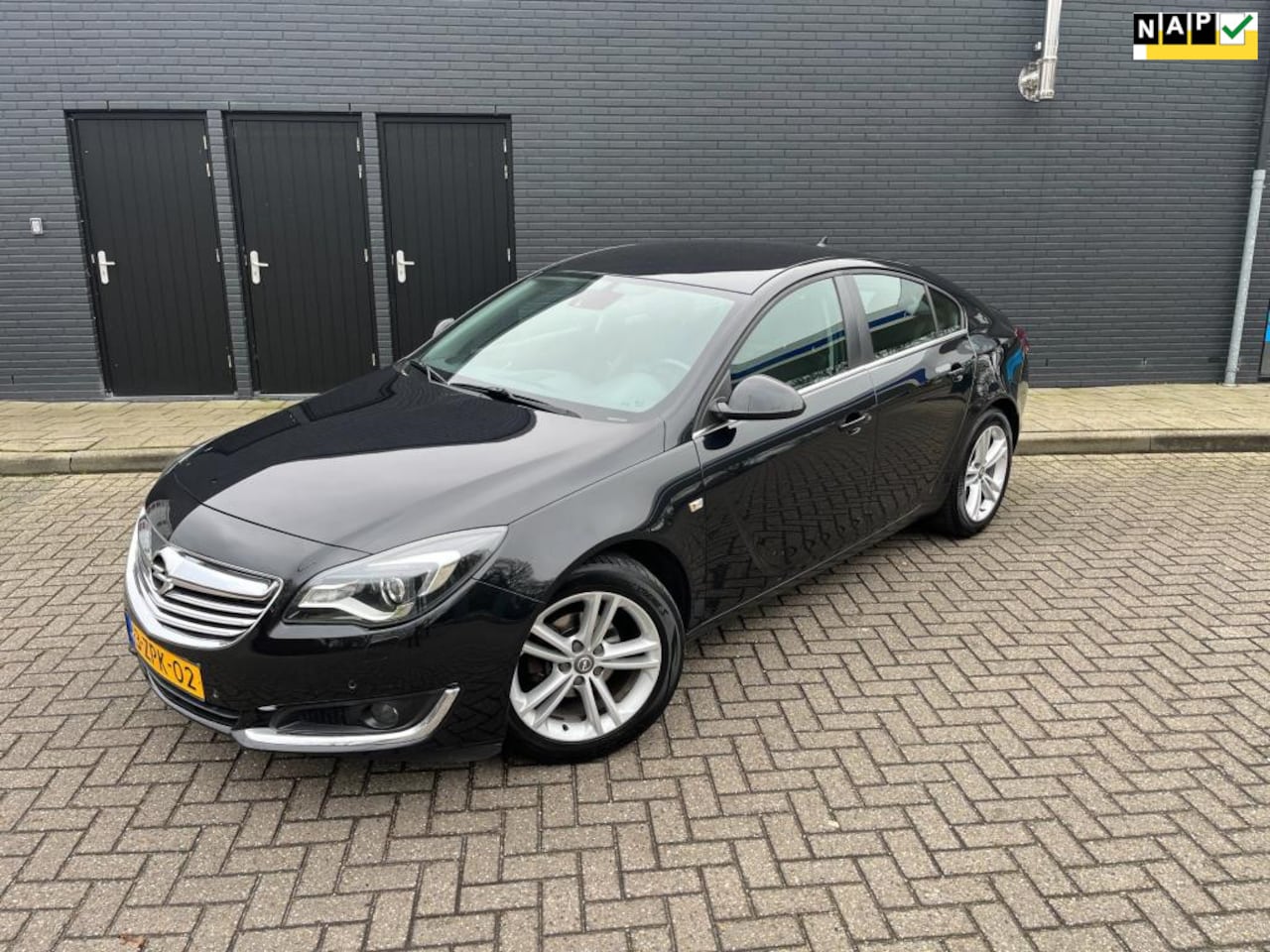 Opel Insignia - 1.4 T EcoFLEX Business+ Leer Digital cockpit Navi NAP - AutoWereld.nl