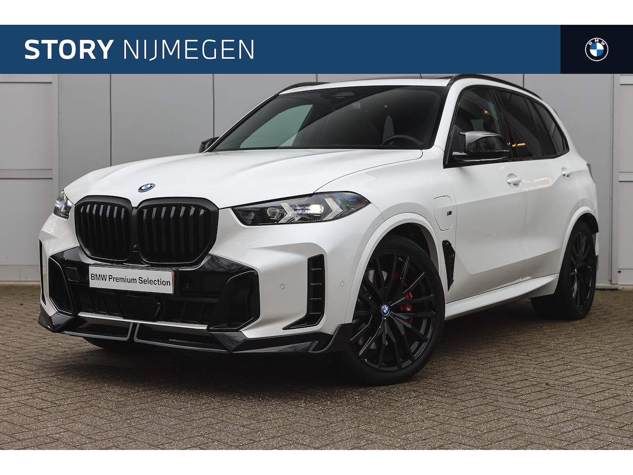 BMW X5 - xDrive50e High Executive M Sport Automaat / Panoramadak / Adaptieve LED / Harman Kardon / - AutoWereld.nl