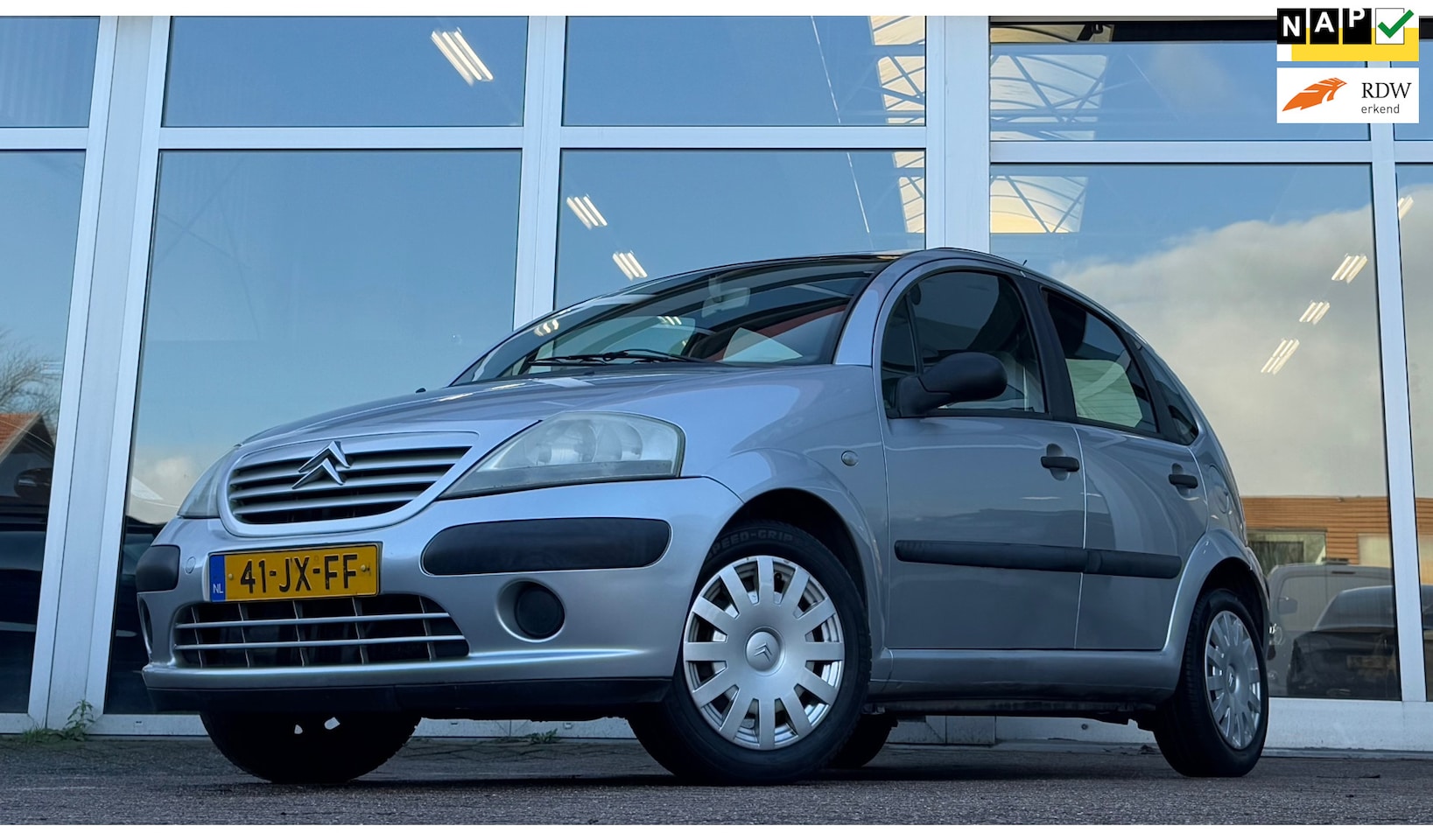 Citroën C3 - 1.4i Ligne Prestige Automaat! Cruise control APK 14-01-2026 Mooi! - AutoWereld.nl