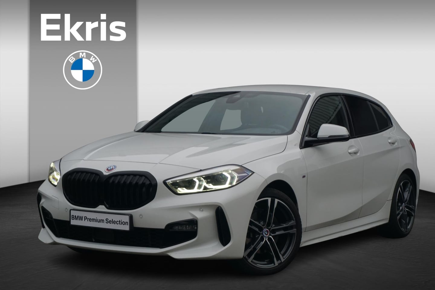 BMW 1-serie - 5-deurs 118i M Sportpakket 18'' / HiFi / M 50 Jahre / Shadow Line - AutoWereld.nl