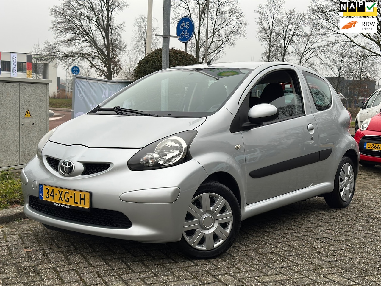 Toyota Aygo - 1.0-12V + automaat 1e eigenaar nap - AutoWereld.nl