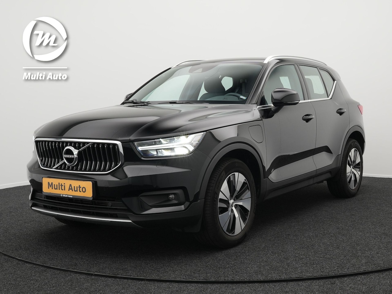 Volvo XC40 - T4 Recharge Inscription Plug in Hybrid PHEV | Apple Carplay | Camera | Stoel & Stuurverwar - AutoWereld.nl