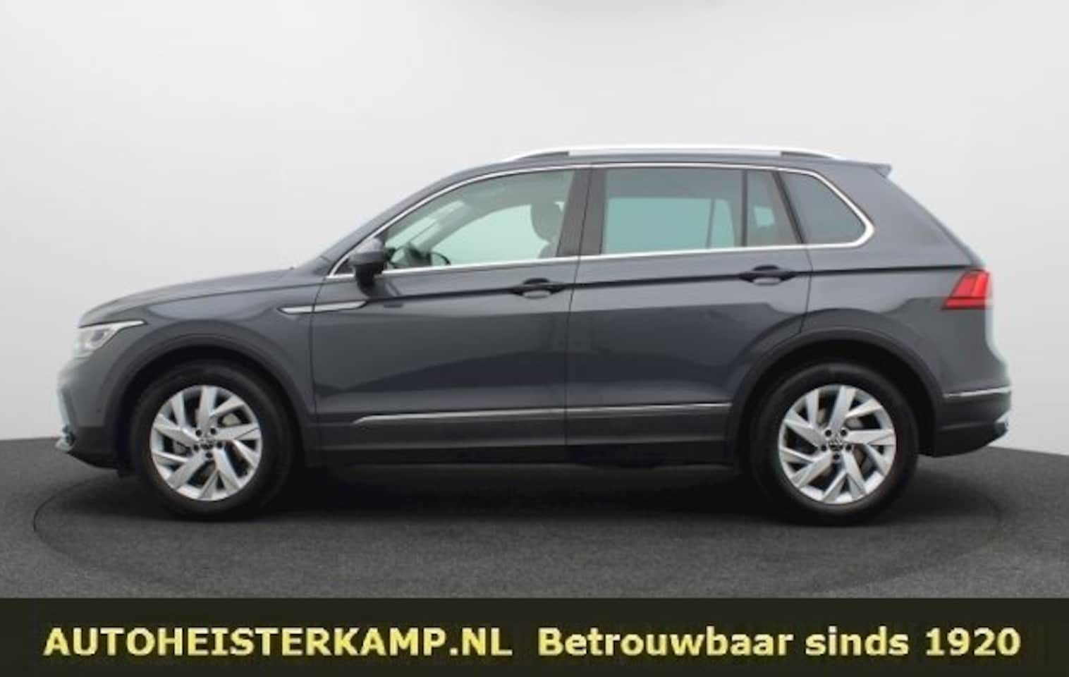 Volkswagen Tiguan - 2.0 TDI Elegance 150 PK DSG ACC Panoramadak Trekhaak LED Navi 18 Inch - AutoWereld.nl