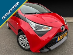 Toyota Aygo - 1.0 VVT-i x-play // Automaat // Nieuwstaat // 9500km //