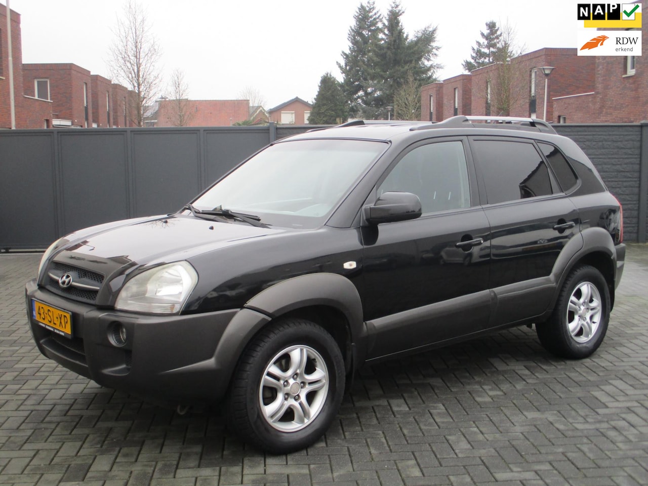 Hyundai Tucson - 2.0i Style AIRCO ! - AutoWereld.nl