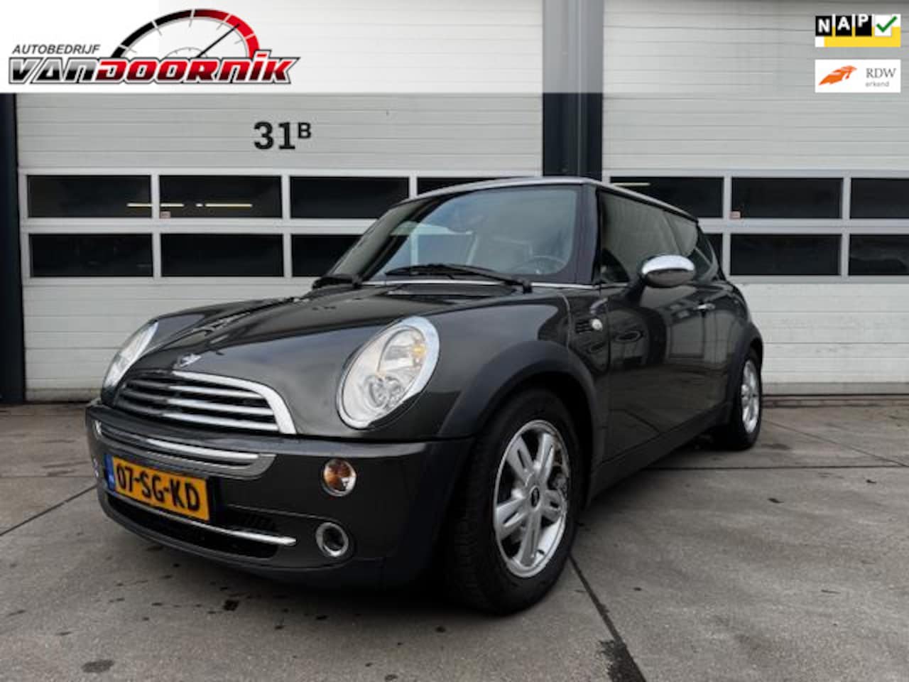 MINI Cooper - Mini 1.6 Park Lane - AutoWereld.nl