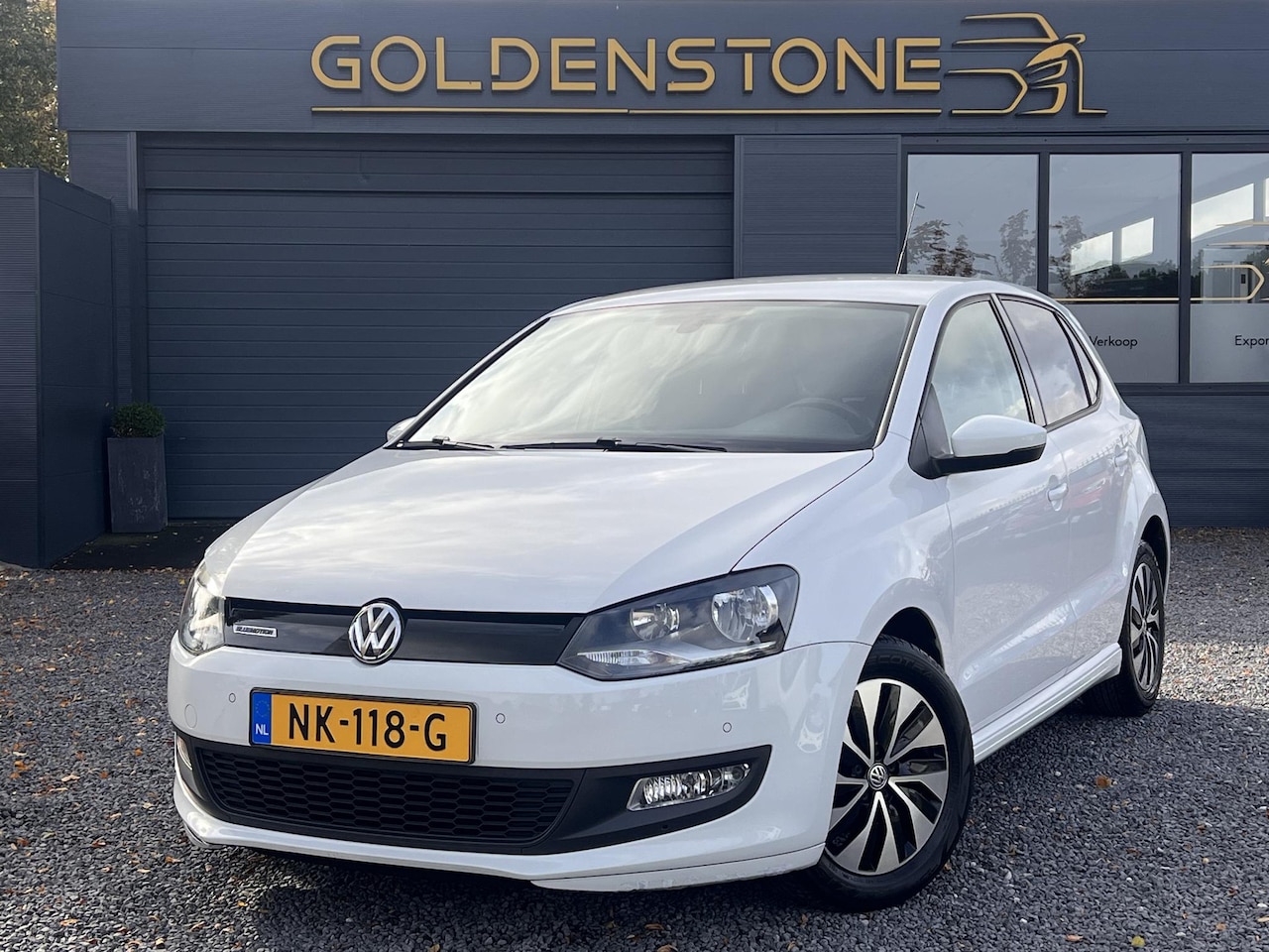 Volkswagen Polo - 1.0 BlueMotion Connected Series Navi,Airco,Cruise,PDC V+A,Bluetooth,N.A.P,APK bij Afleveri - AutoWereld.nl