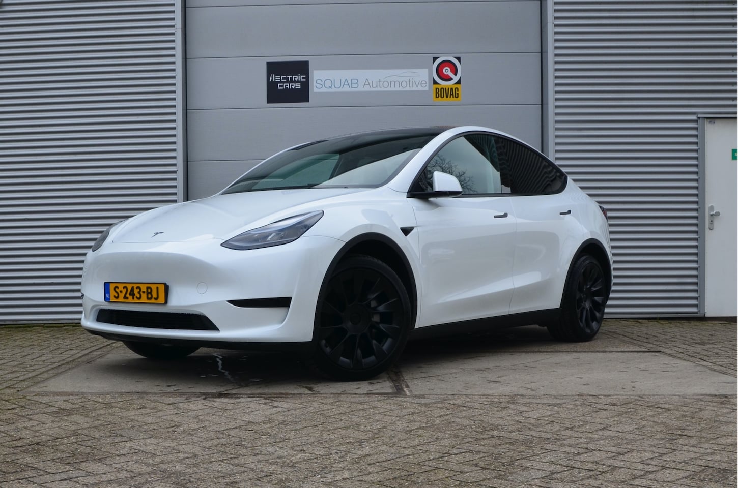 Tesla Model Y - RWD 58 kWh 20" Alu, AutoPilot, LFP accu (1005 opladen) - AutoWereld.nl